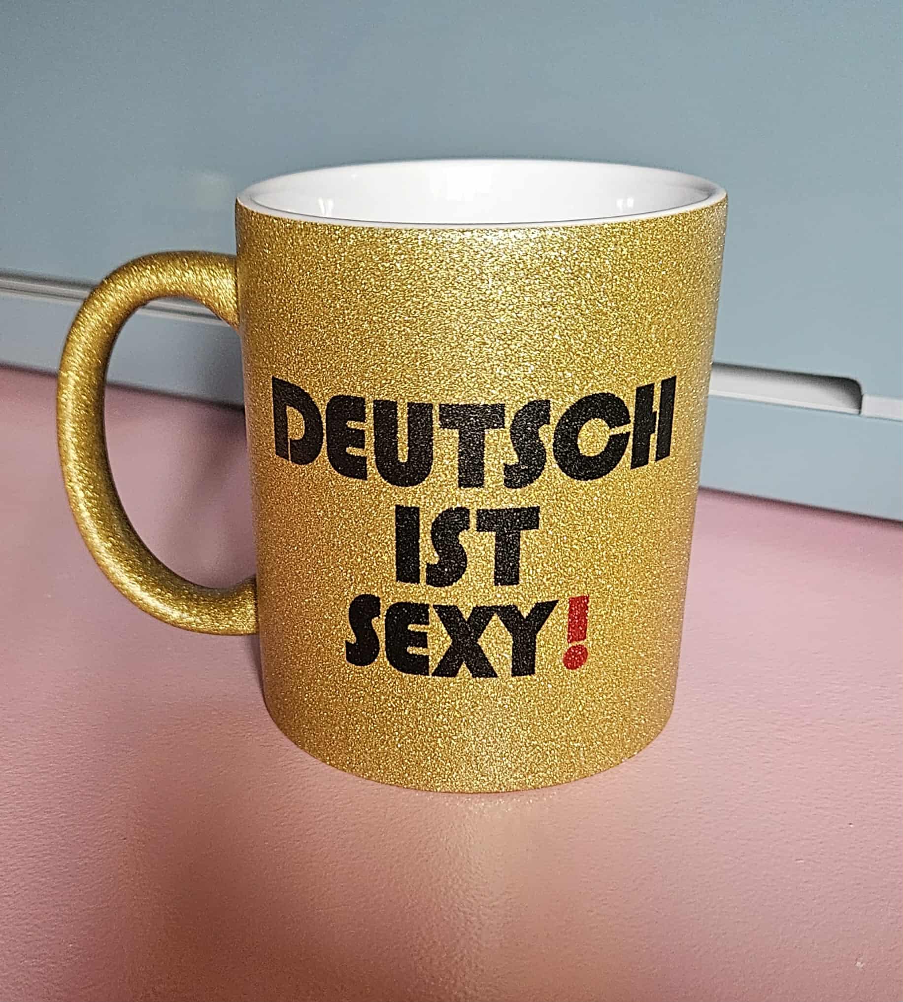 kaffekop i guldglimmer