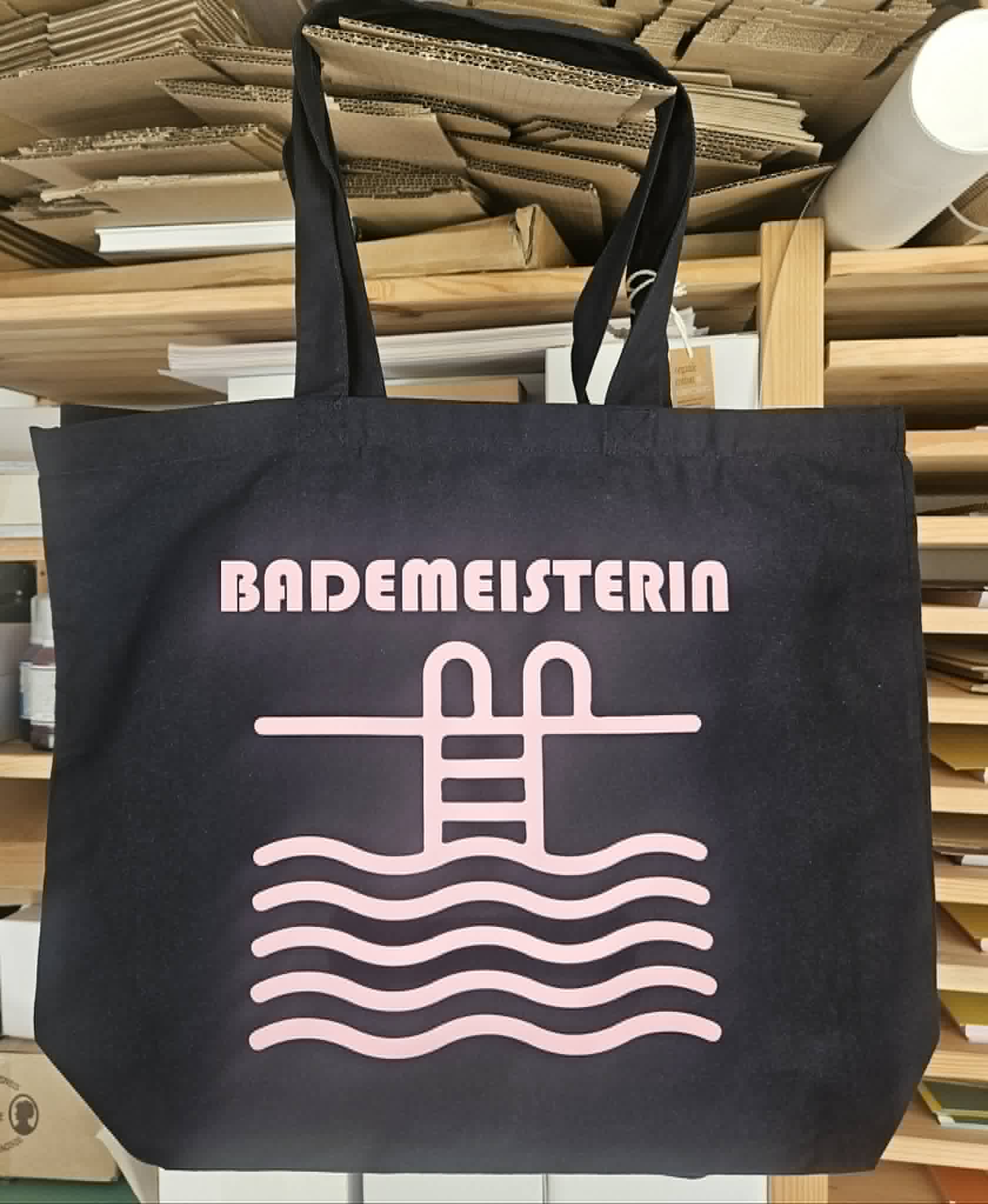BADEMEISTER(IN)-STRANDTASKE - Billede 3